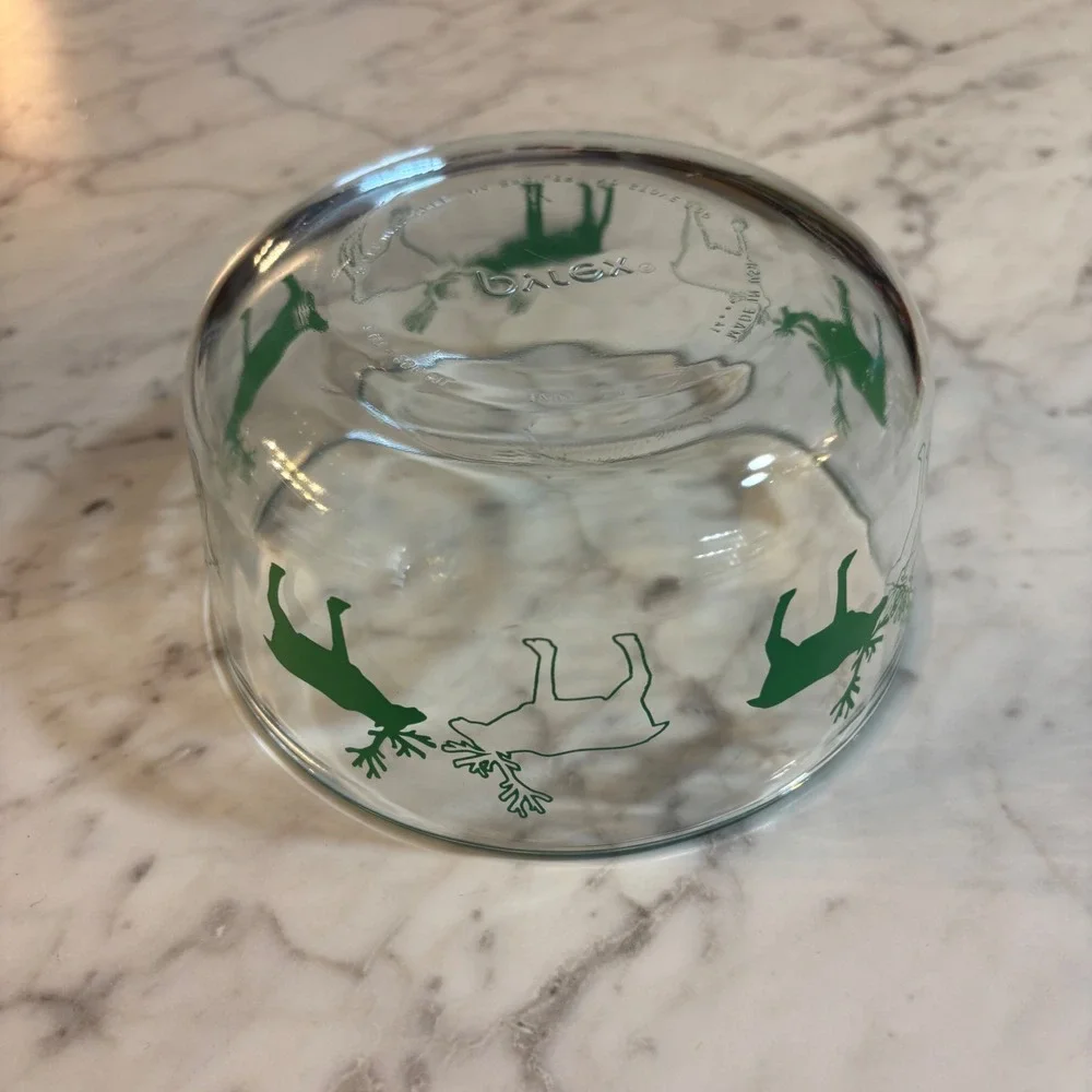 Pyrex Green Reindeer Glass Bowl Holiday Christmas Storage 7201 4 Cup Clear